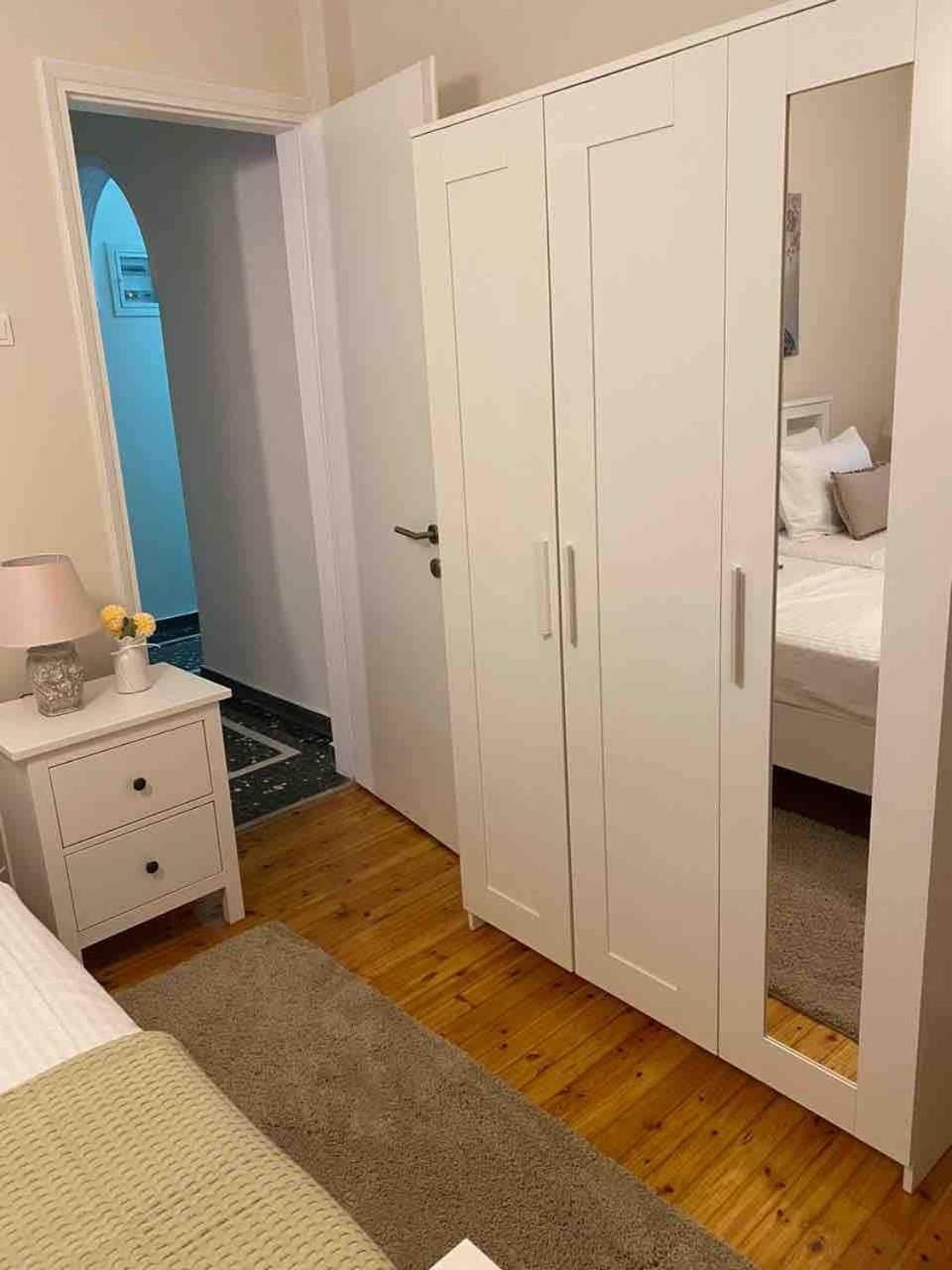 Metropolitan Escape Apartment